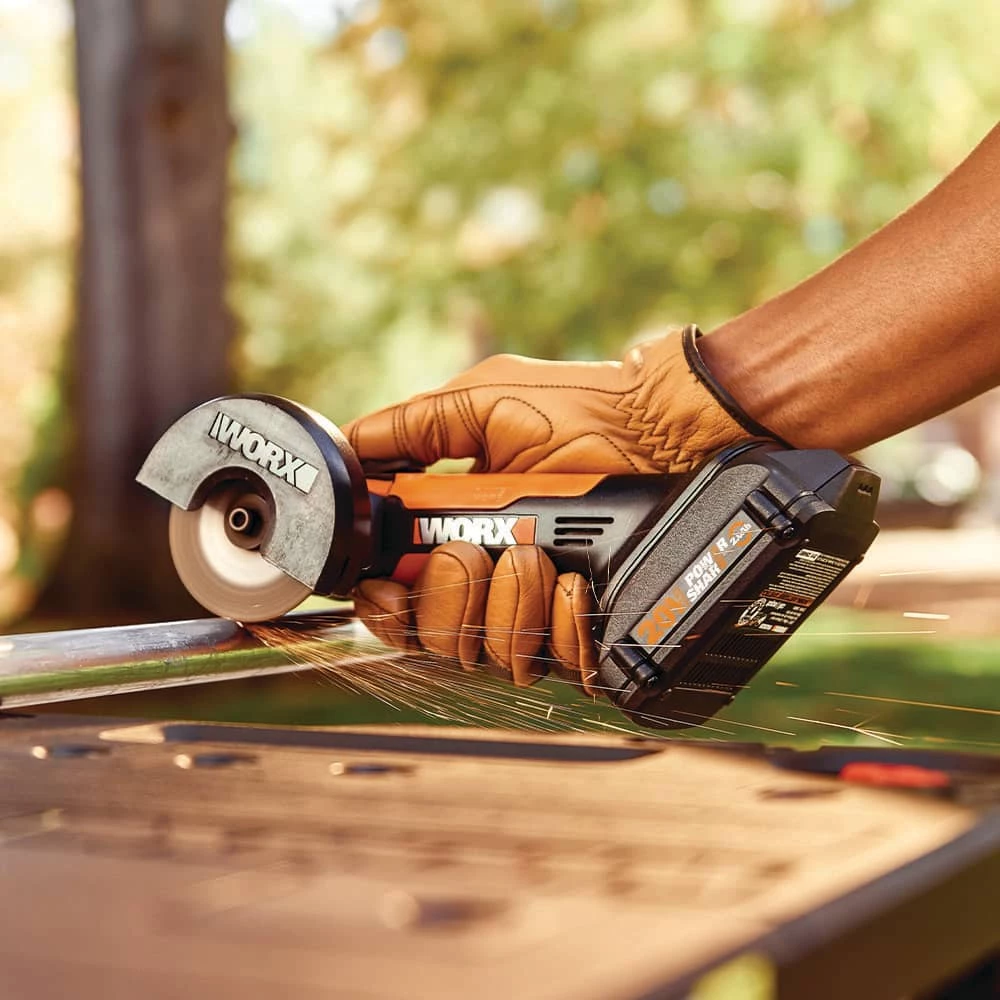 WORX 20V Mini Cutter With Power Share Battery, 3-in 6 WORX 20V Mini Cutter With Power Share Battery, 3-in - Image 6