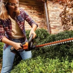 WORX Power Share 20 V Cordless Hedge Trimmer, 22-in -Worx Sales Store worx 20v 20 hedge trimmer 815b9d79 ea37 4a91 bc72 25861c6ee340