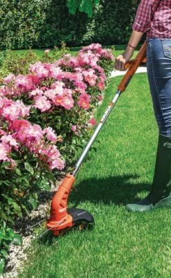 WORX 20V Cordless Garden Grass Trimmer, Foldable Spacer Guard, 10-in 5 WORX 20V Cordless Garden Grass Trimmer, Foldable Spacer Guard, 10-in -Worx Sales Store worx 20v grass trimmer 10 ad2a20c7 7b00 429b bbd2 74e16be1fabc