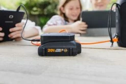 WORX Power Share 20 V Max 2Ah USB Power Adapter 5 WORX Power Share 20 V Max 2Ah USB Power Adapter -Worx Sales Store worx 20v usb power adaptor 8c1ac77d ffa0 4619 8e5e a5946777ea04