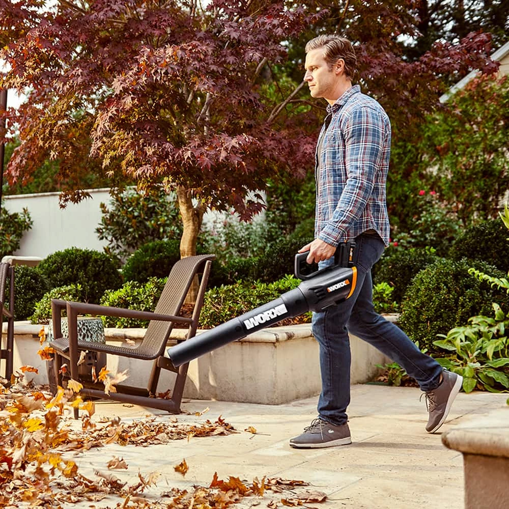 Worx Powershare 20 V Cordless Grass Trimmer & Leaf Blower Combo Kit 3 Worx Powershare 20 V Cordless Grass Trimmer & Leaf Blower Combo Kit - Image 3