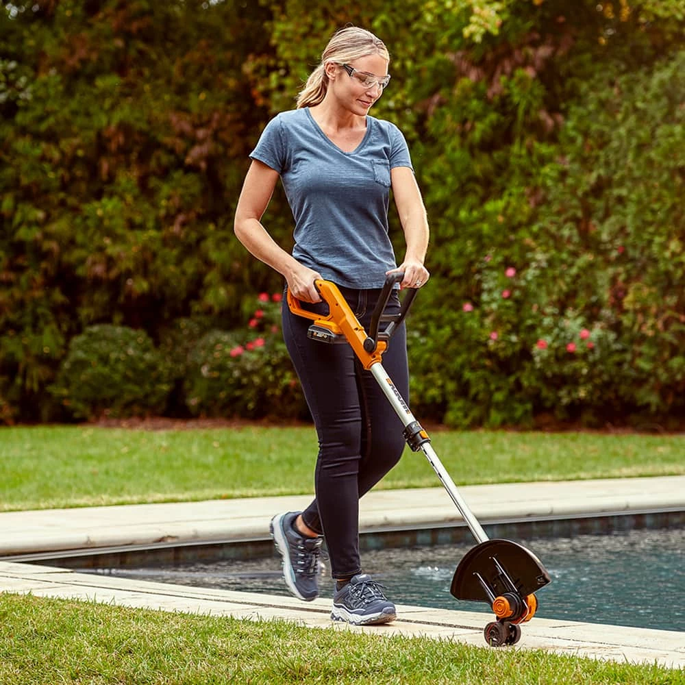 Worx Powershare 20 V Cordless Grass Trimmer & Leaf Blower Combo Kit 2 Worx Powershare 20 V Cordless Grass Trimmer & Leaf Blower Combo Kit - Image 2